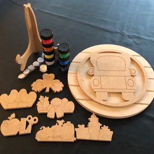 Seasonal Interchangeable Truck Paint Set, NWOT